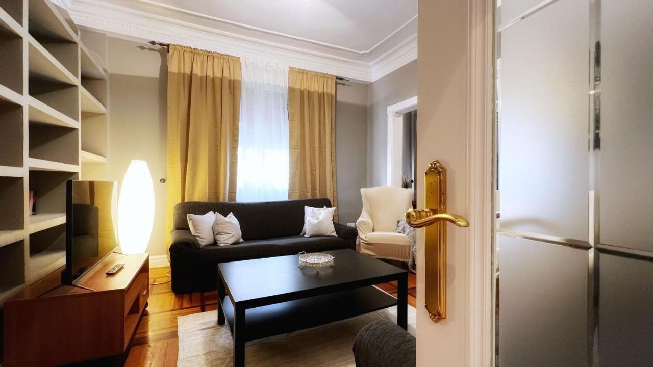 Ferienwohnung Centrica Y Amplia Vivienda Turistica Con Wifi Bilbao Exterior foto