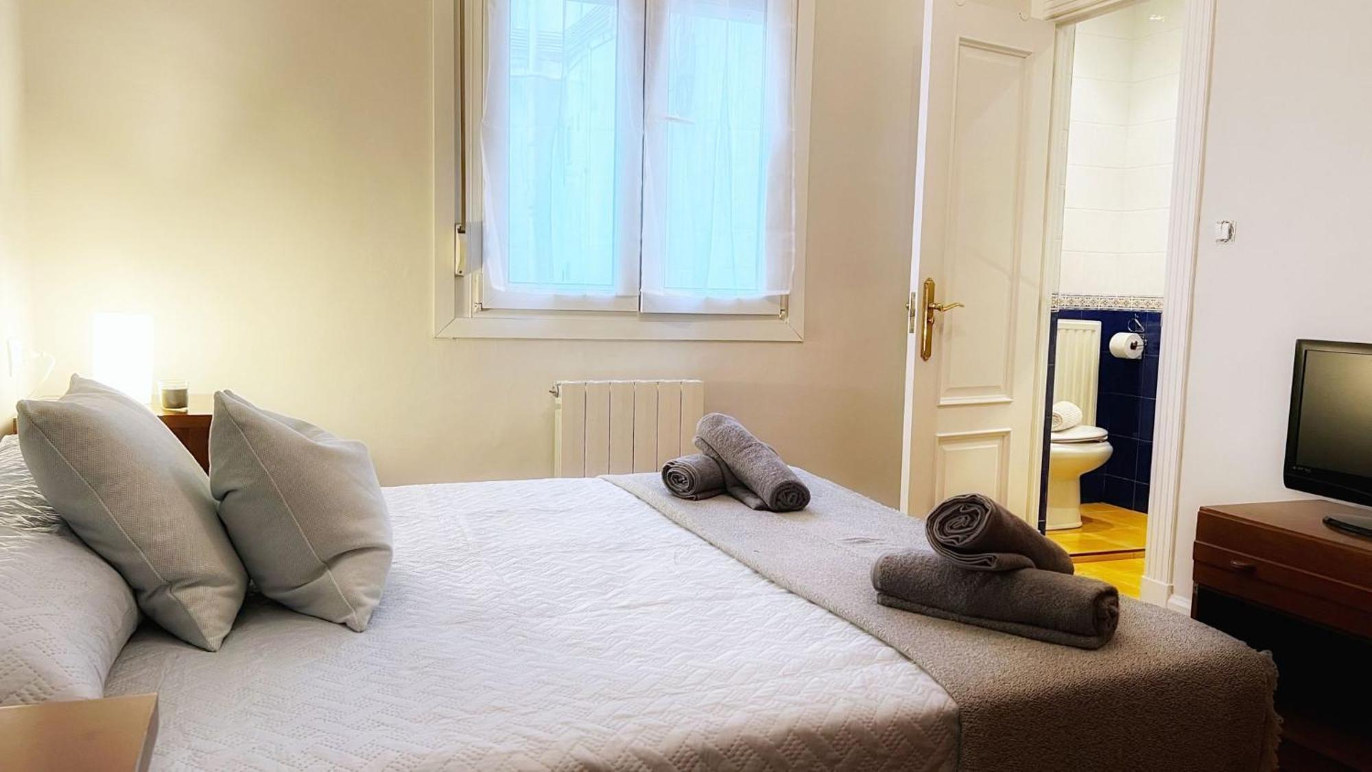 Ferienwohnung Centrica Y Amplia Vivienda Turistica Con Wifi Bilbao Exterior foto